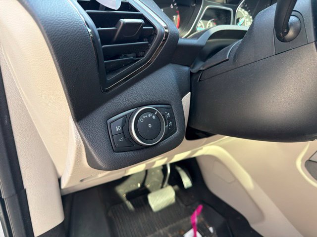 Used 2018 Ford Escape SEL w/ Ford Safe & Smart Package AWD/4WD image 18