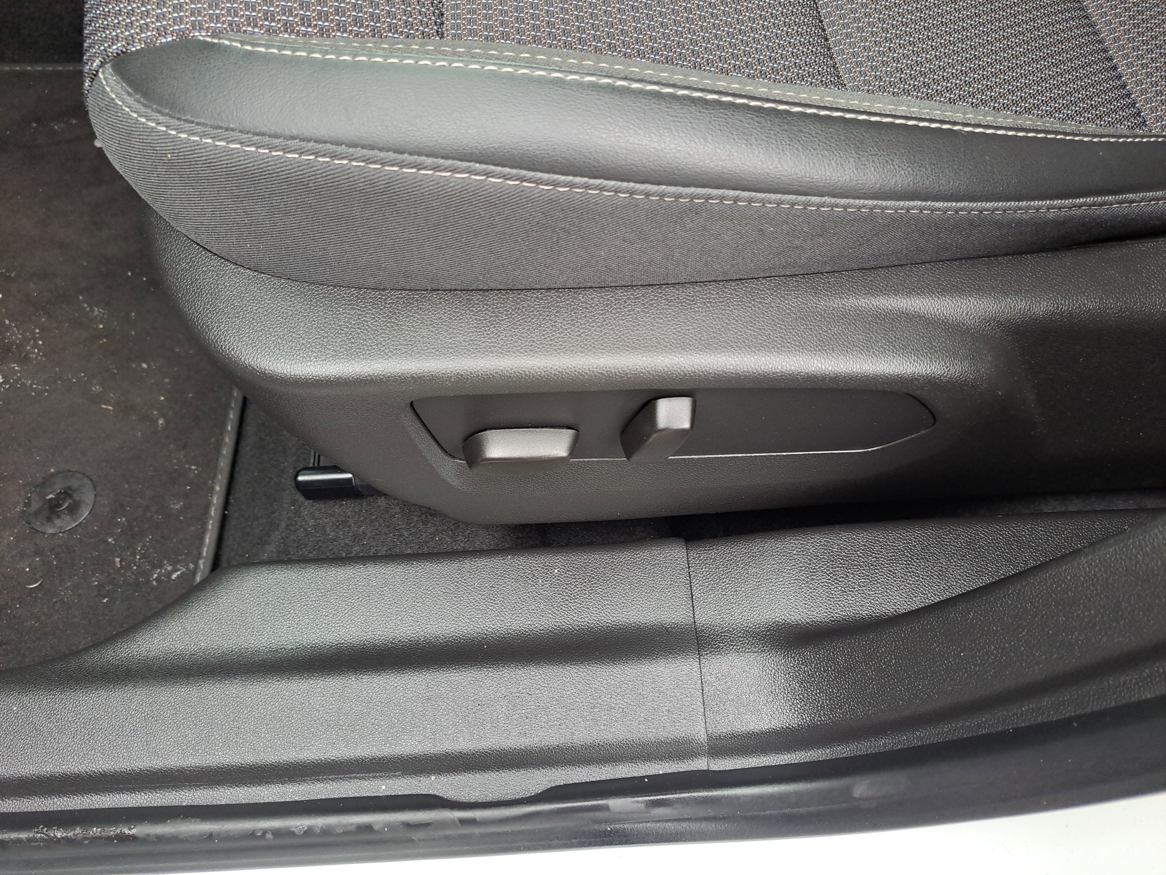 Used 2022 Buick Envision Preferred image 12