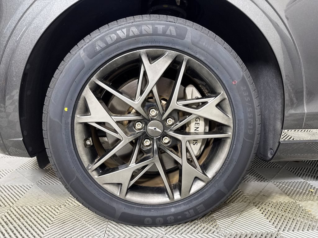 Certified 2023 Genesis GV70 2.5T w/ Select Package AWD/4WD image 11