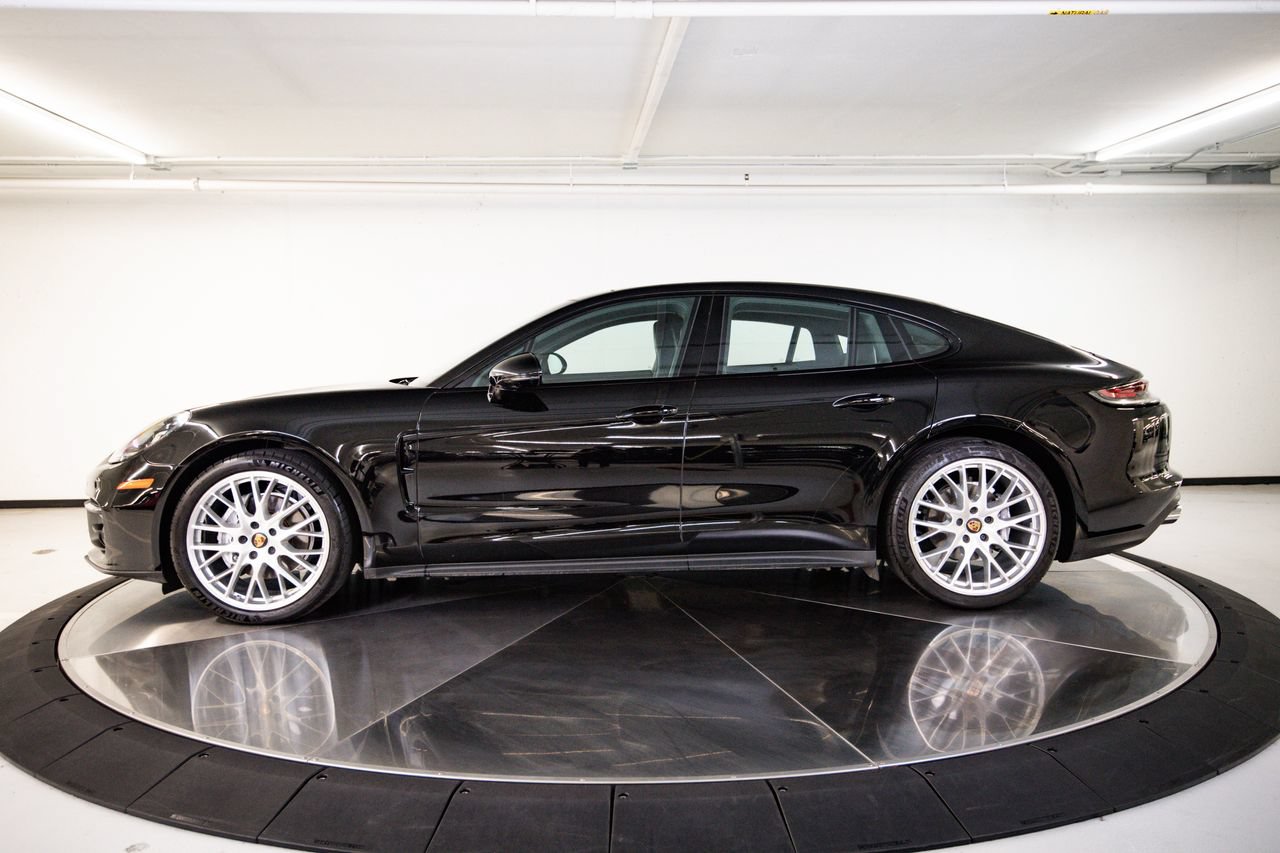Certified 2023 Porsche Panamera image 2