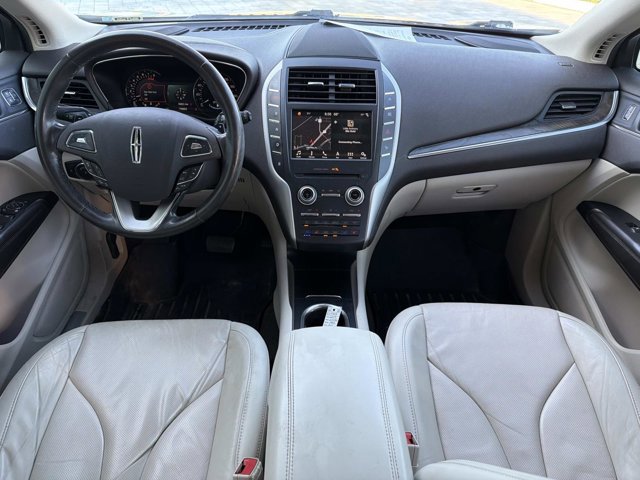 Used 2017 Lincoln MKC Reserve image 22