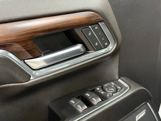 Used 2024 GMC Sierra 3500 SLT w/ SLT Premium Package image 18