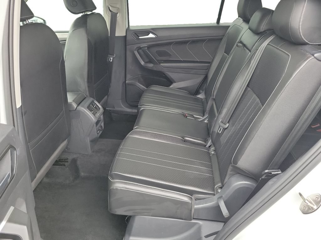 Used 2024 Volkswagen Tiguan SE FWD image 25