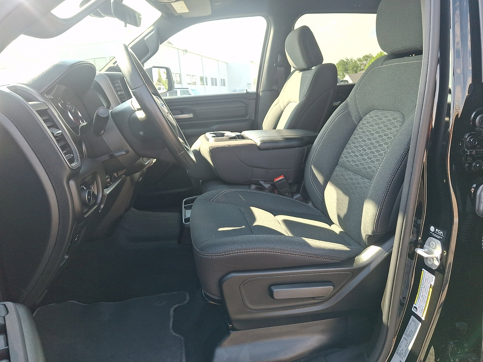 Used 2025 RAM 1500 Tradesman AWD/4WD image 12