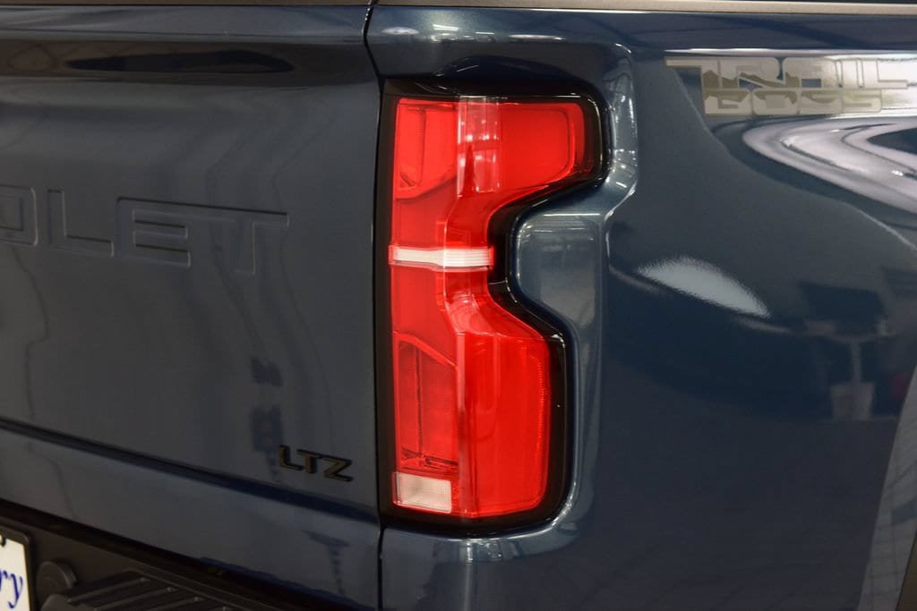 New 2026 Chevrolet Silverado 2500 LTZ w/ LTZ Plus Package AWD/4WD image 24