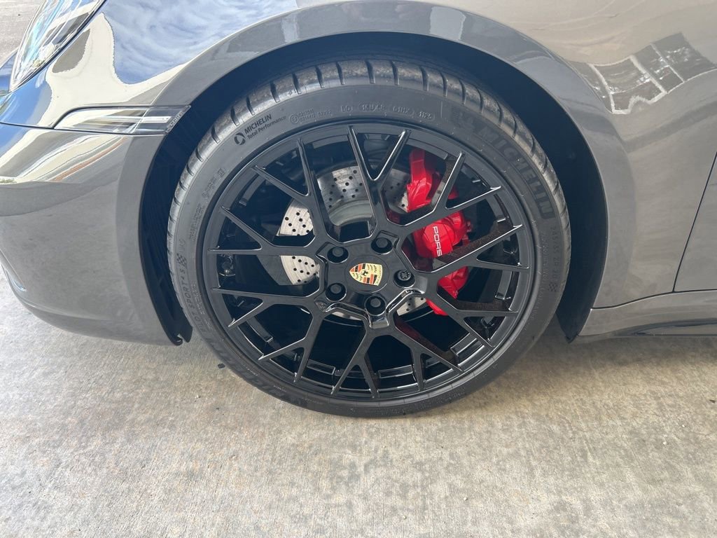 Used 2024 Porsche 911 Carrera 4 image 15