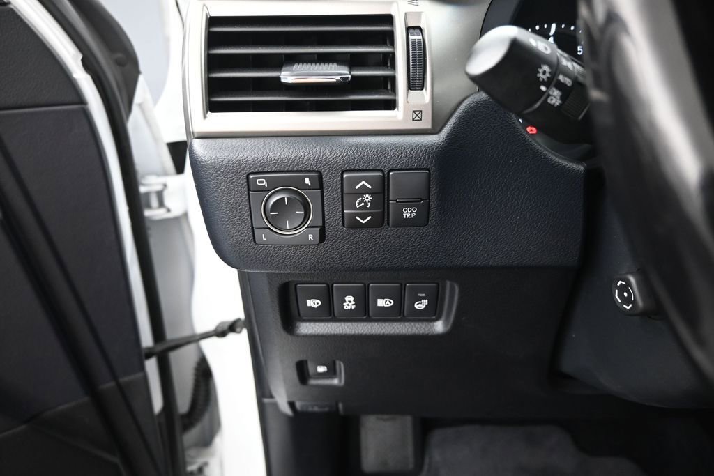 Used 2021 Lexus GX 460 Premium w/ Premium Package AWD/4WD image 21