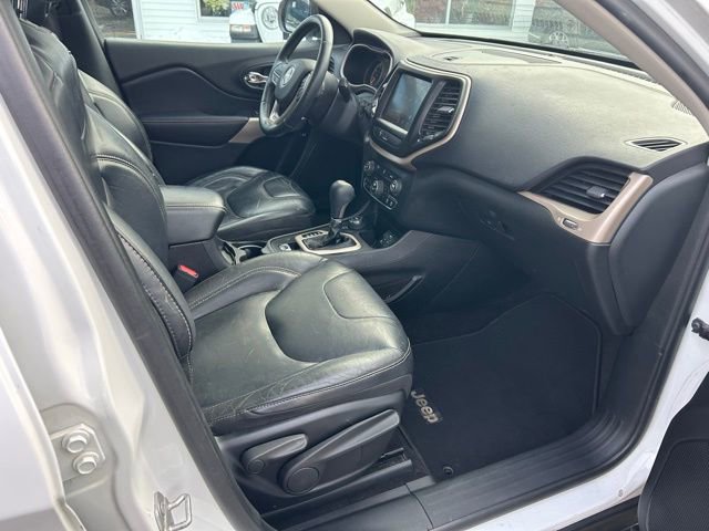 Used 2018 Jeep Cherokee Limited image 20
