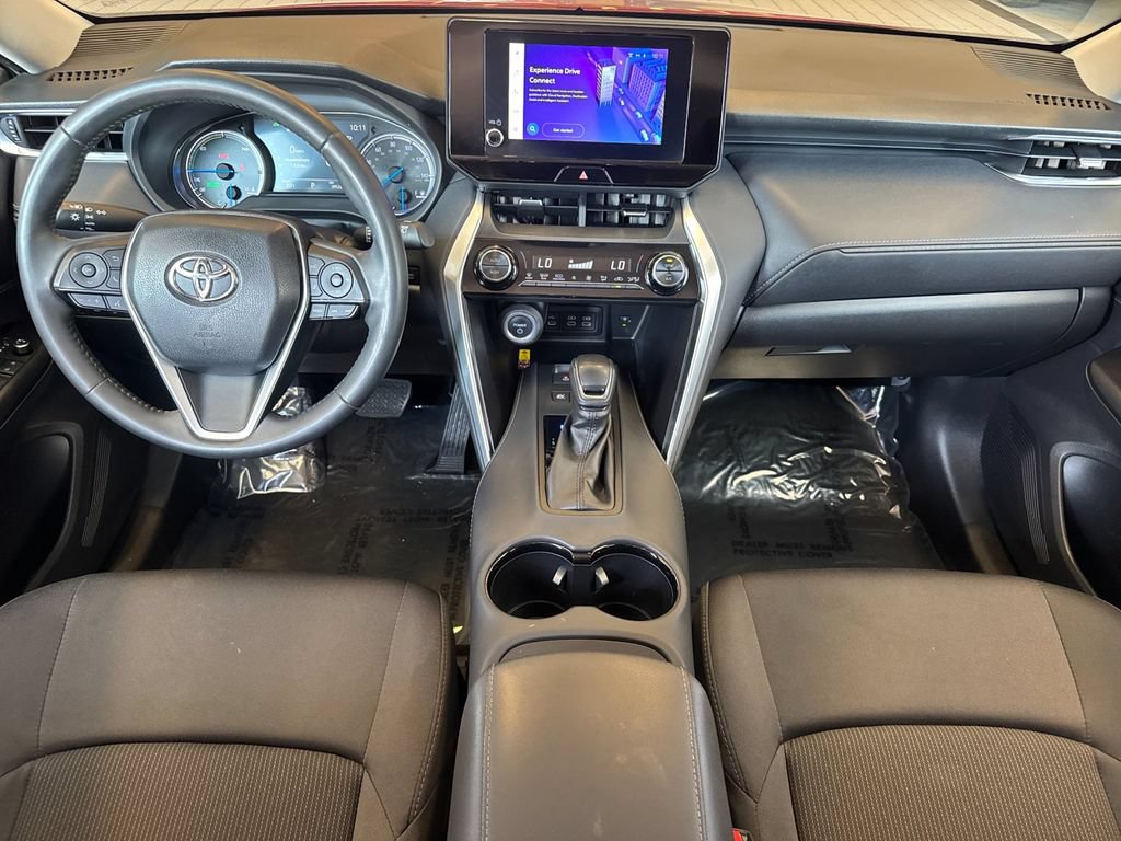 Used 2023 Toyota Venza LE AWD/4WD image 17