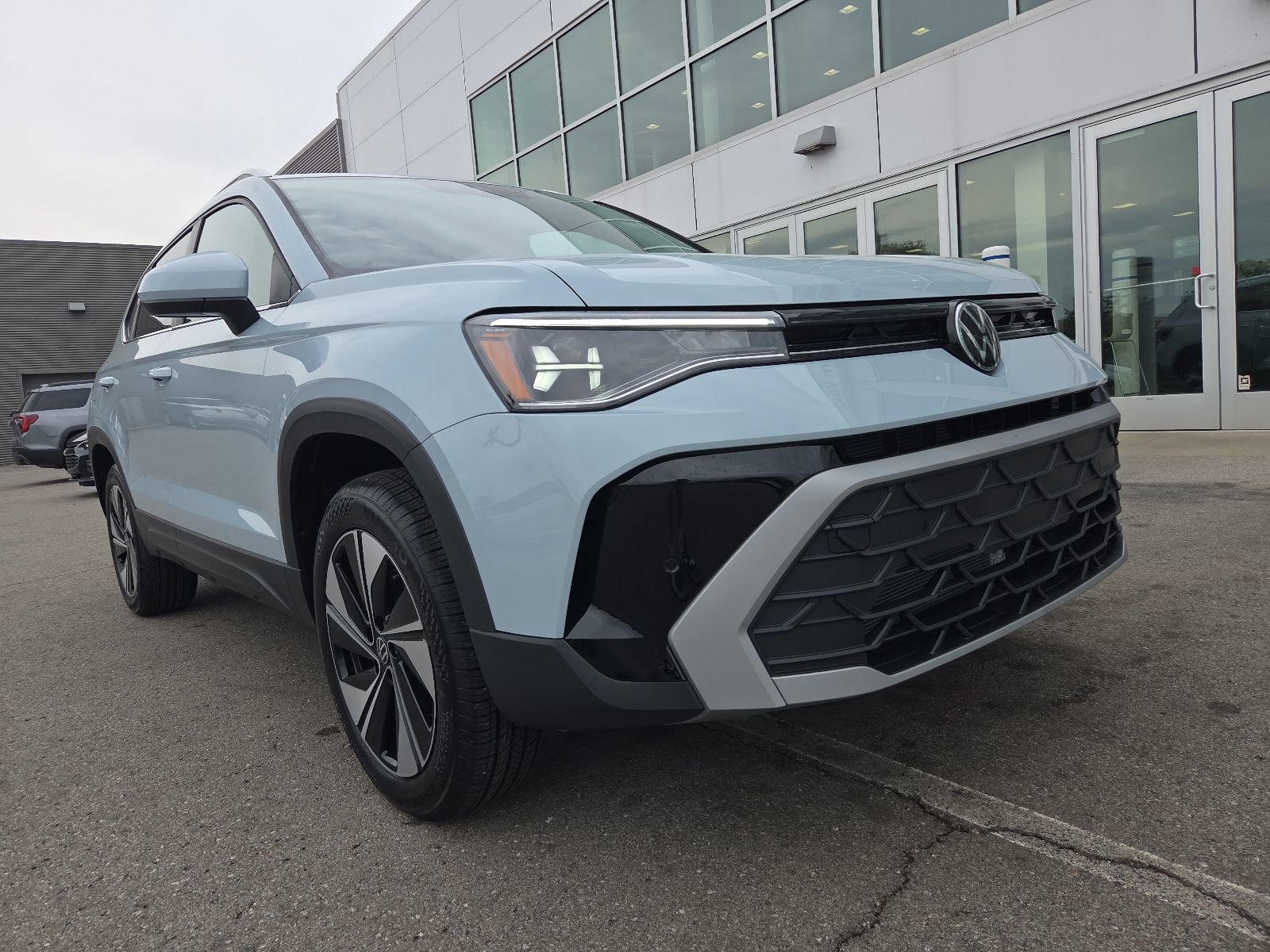 New 2026 Volkswagen Taos SE AWD/4WD image 31