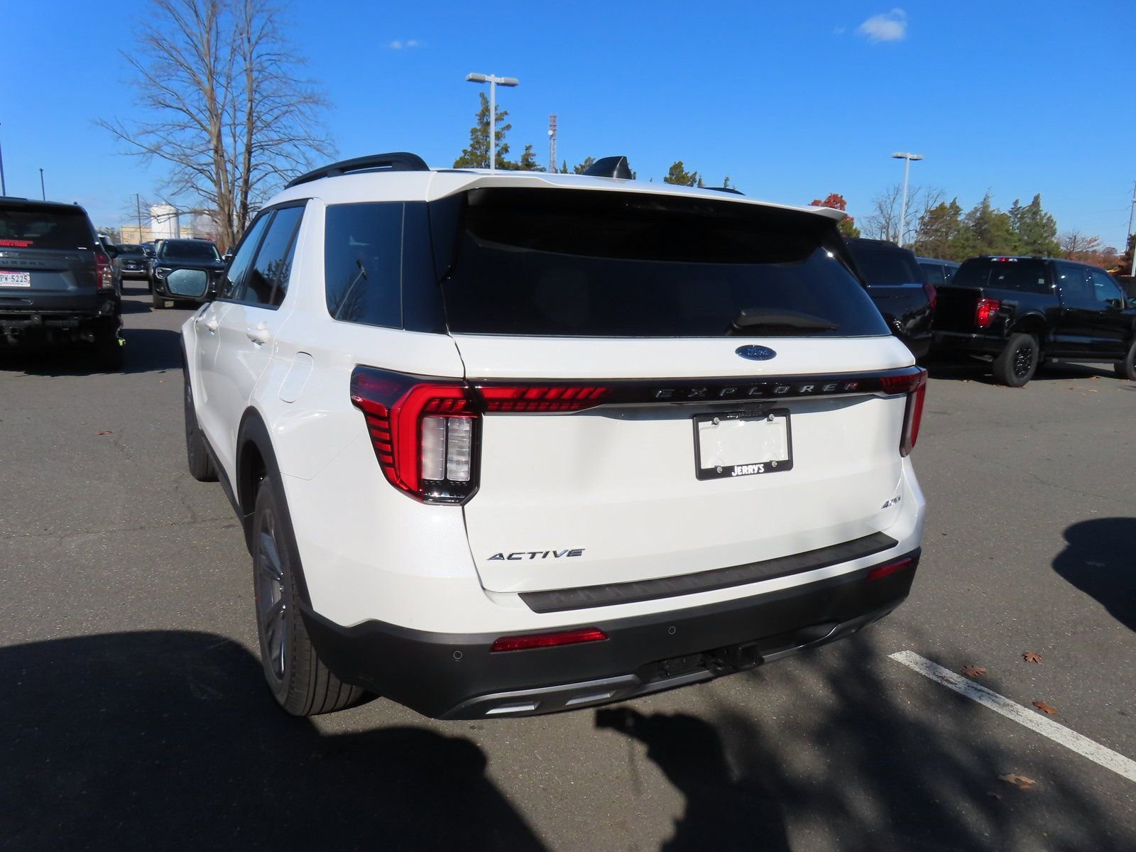New 2026 Ford Explorer Active w/ Active Comfort Package image 6