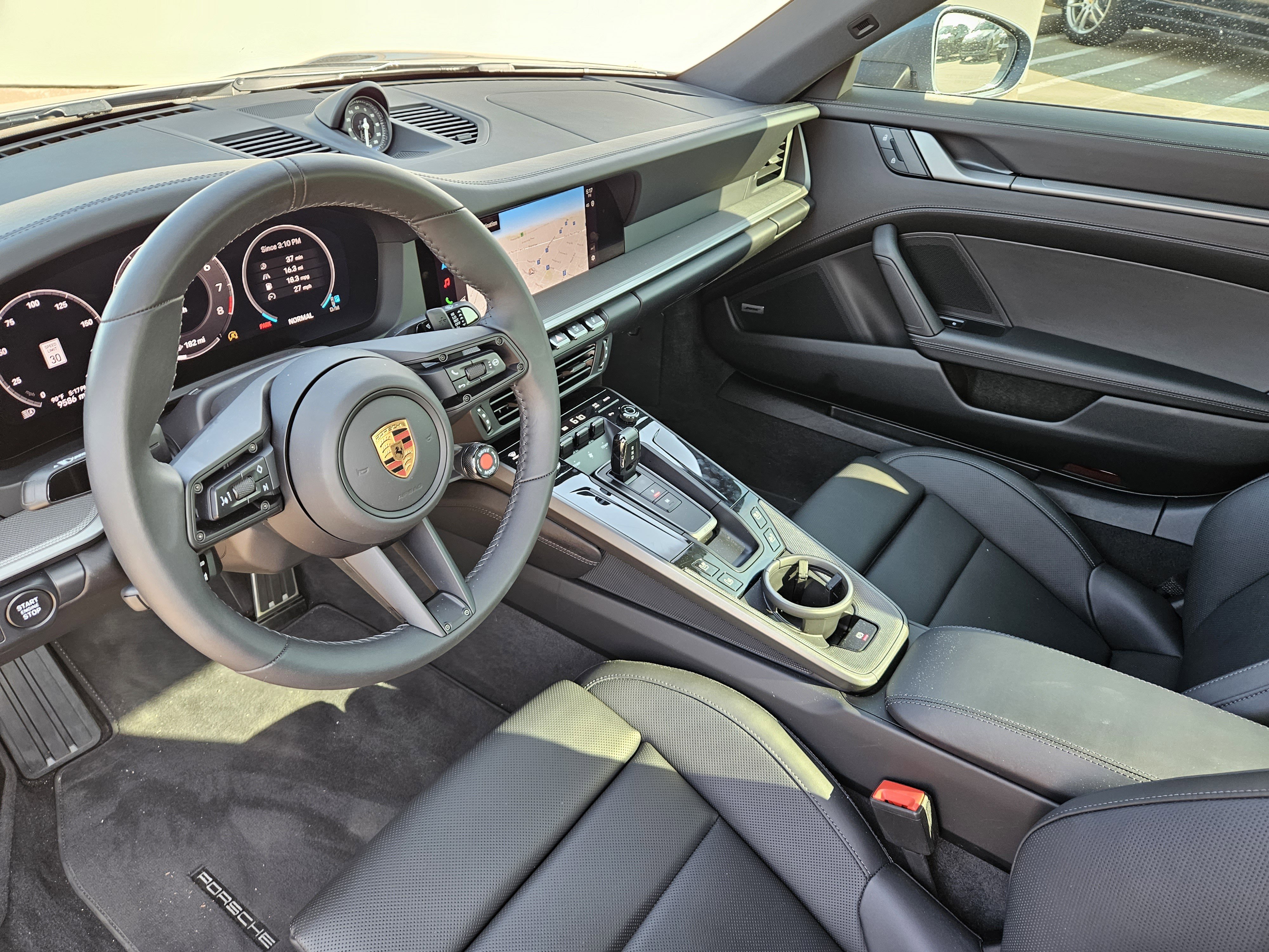 Certified 2025 Porsche 911 Carrera image 4