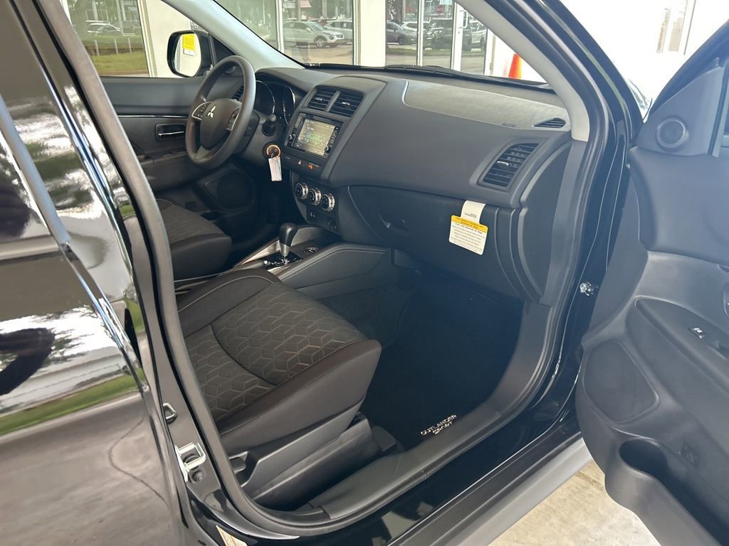 New 2025 Mitsubishi Outlander Sport ES image 20
