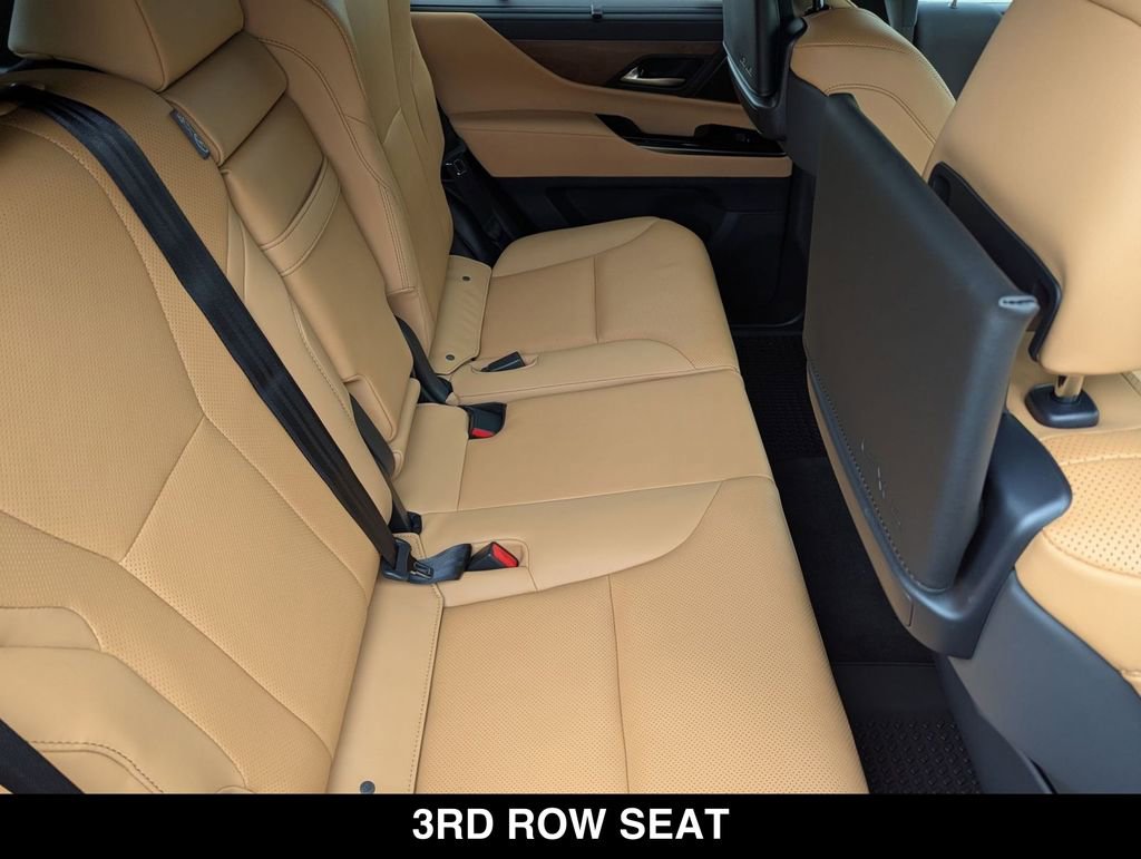 New 2025 Lexus LX 600 4WD w/ Appearance Package image 19