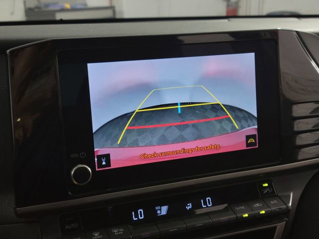 Used 2025 Toyota Camry LE FWD image 18