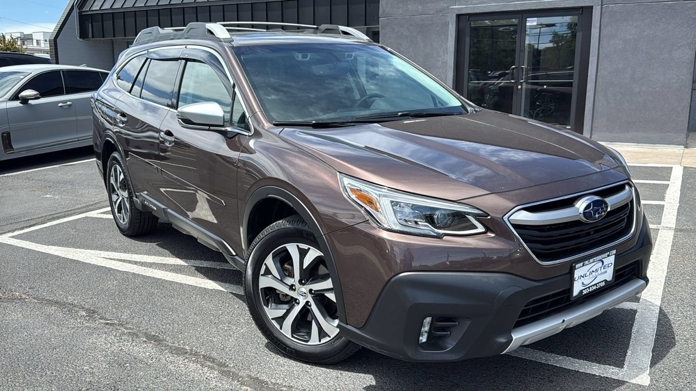 Used 2020 Subaru Outback Touring XT AWD/4WD image 1