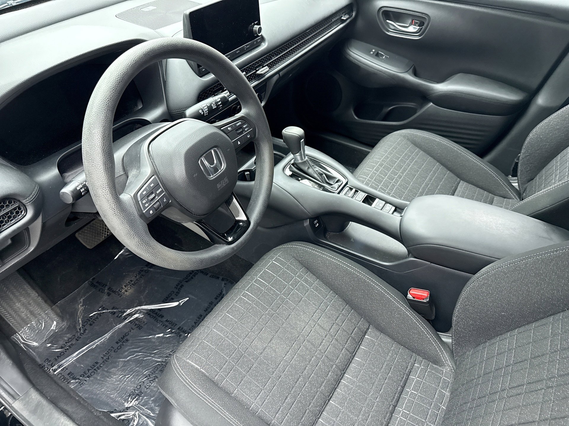 Used 2024 Honda HR-V LX image 10