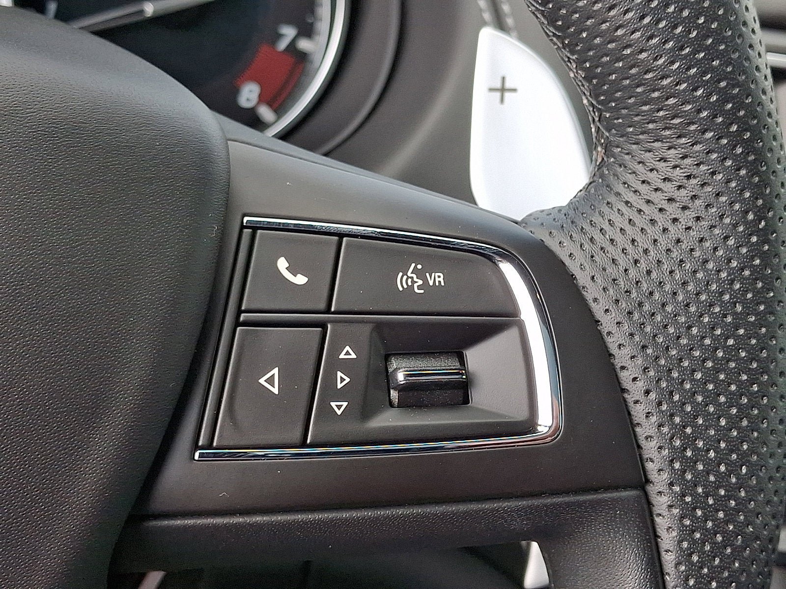 Used 2023 Maserati Levante Trofeo AWD/4WD image 25