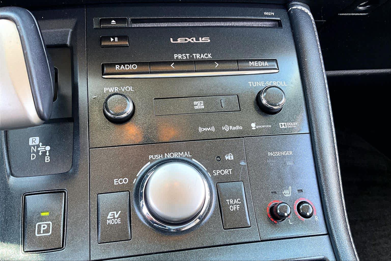 Used 2014 Lexus CT 200h FWD image 33