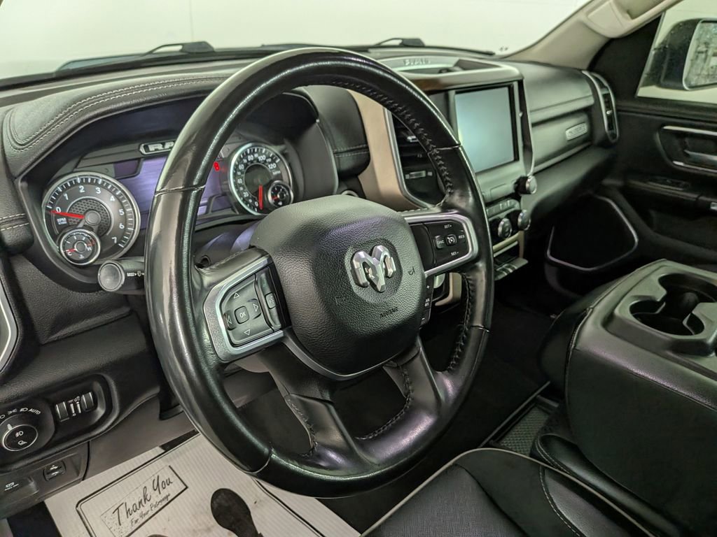 Used 2022 RAM 1500 Laramie AWD/4WD image 19