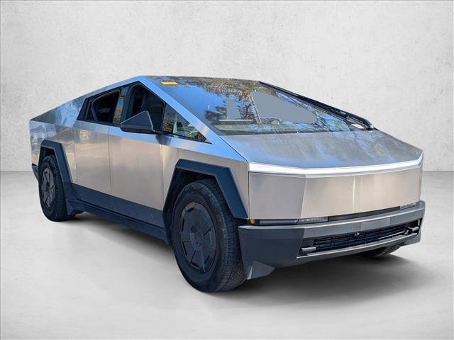 Used 2024 Tesla Cybertruck AWD Crew Cab image 3