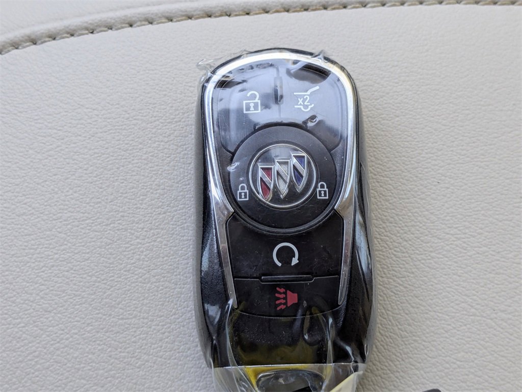 Used 2023 Buick Enclave Essence w/ Experience Buick Package image 32