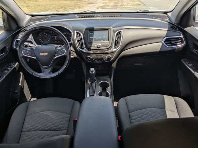 Used 2018 Chevrolet Equinox LT FWD image 16