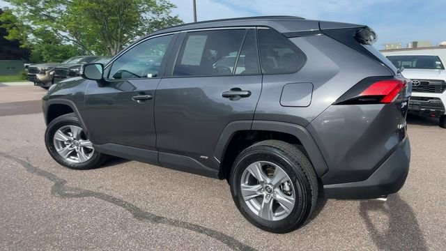 Certified 2025 Toyota RAV4 XLE AWD/4WD image 4