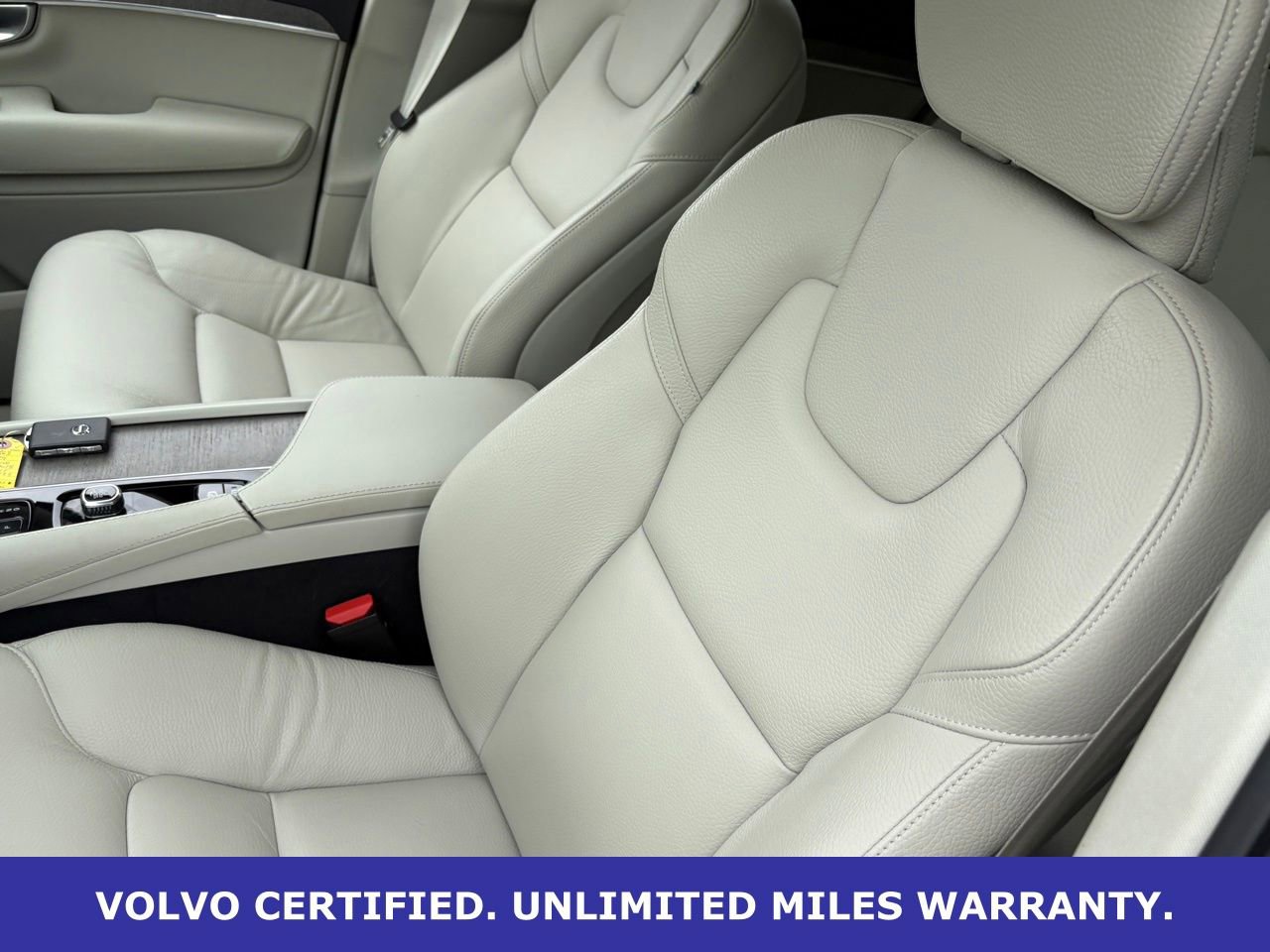 Certified 2024 Volvo XC90 T8 Plus w/ Protection Package Premier image 28