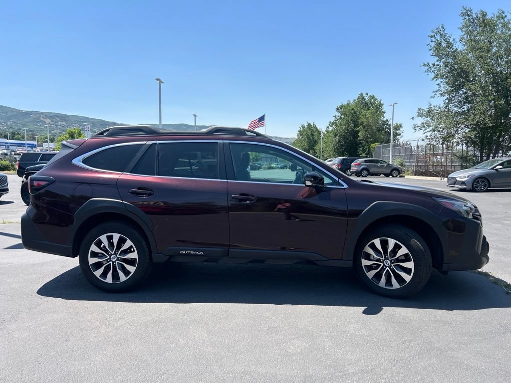 Used 2023 Subaru Outback Limited AWD/4WD image 4
