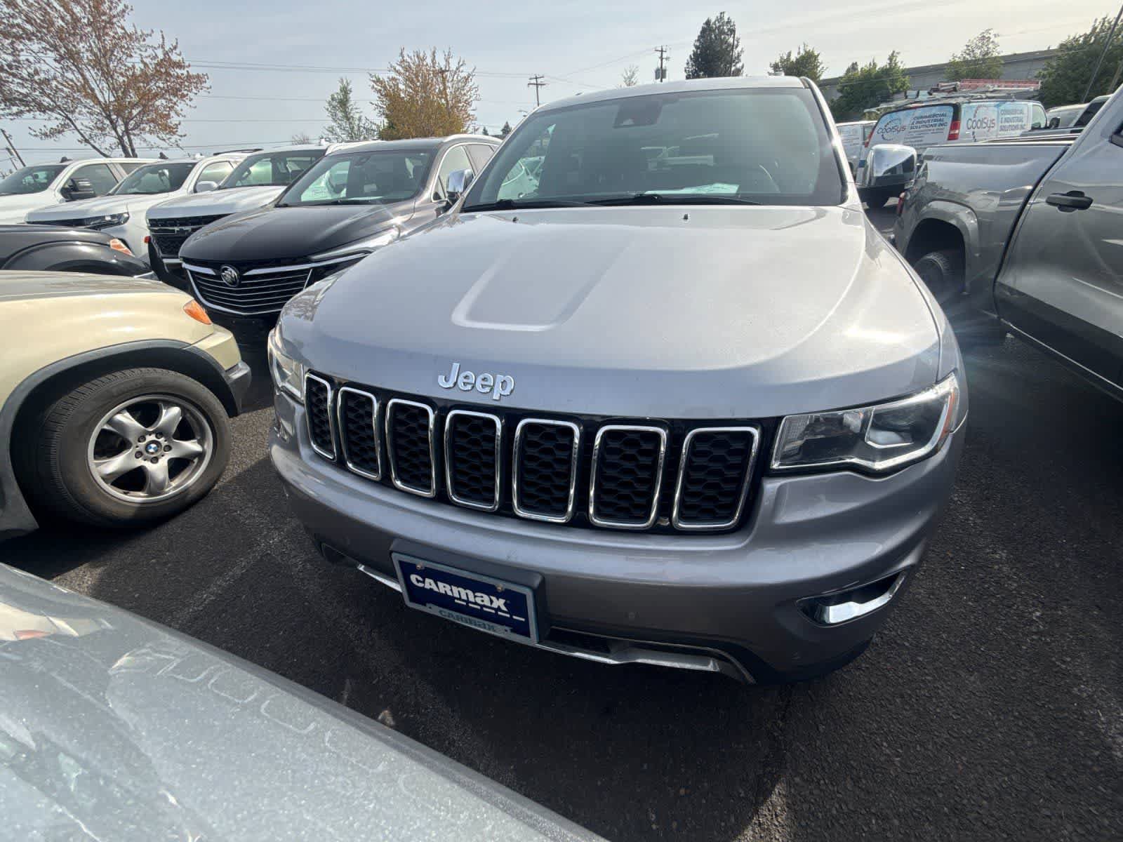 Used 2020 Jeep Grand Cherokee Limited w/ Luxury Group II AWD/4WD image 2