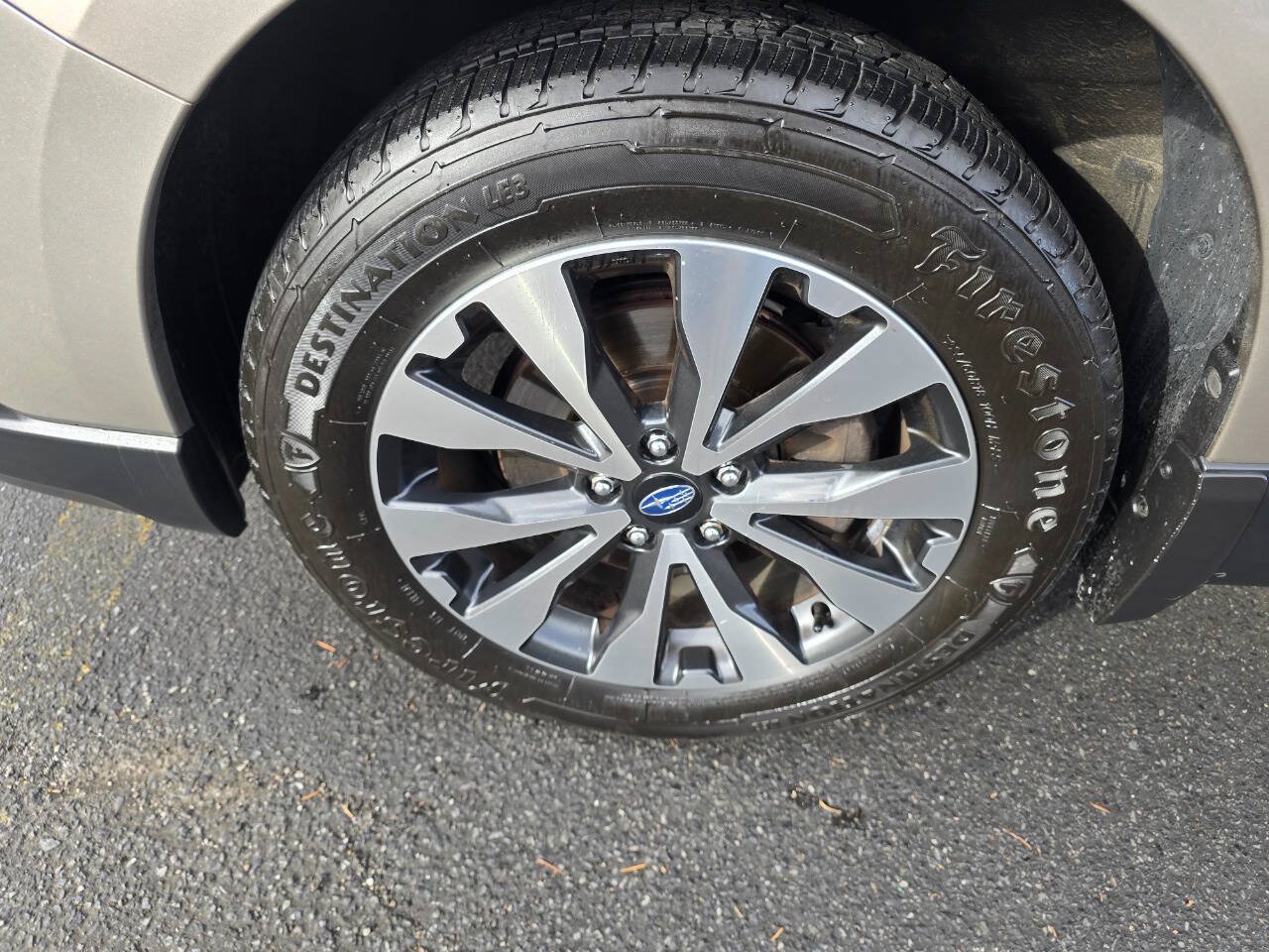 Used 2015 Subaru Outback 2.5i Limited AWD/4WD image 10