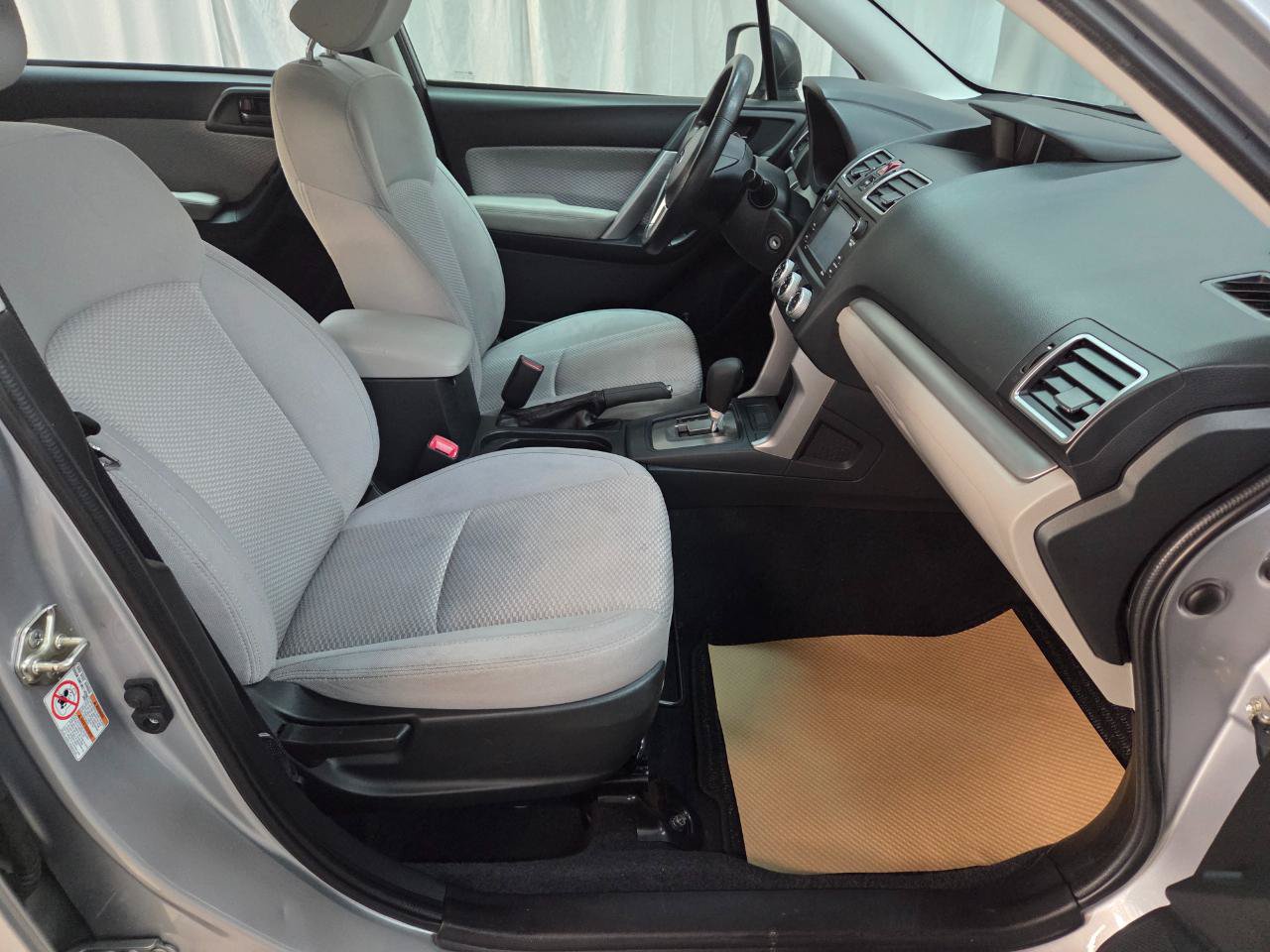 Used 2018 Subaru Forester 2.5i w/ Alloy Wheel Package AWD/4WD image 15