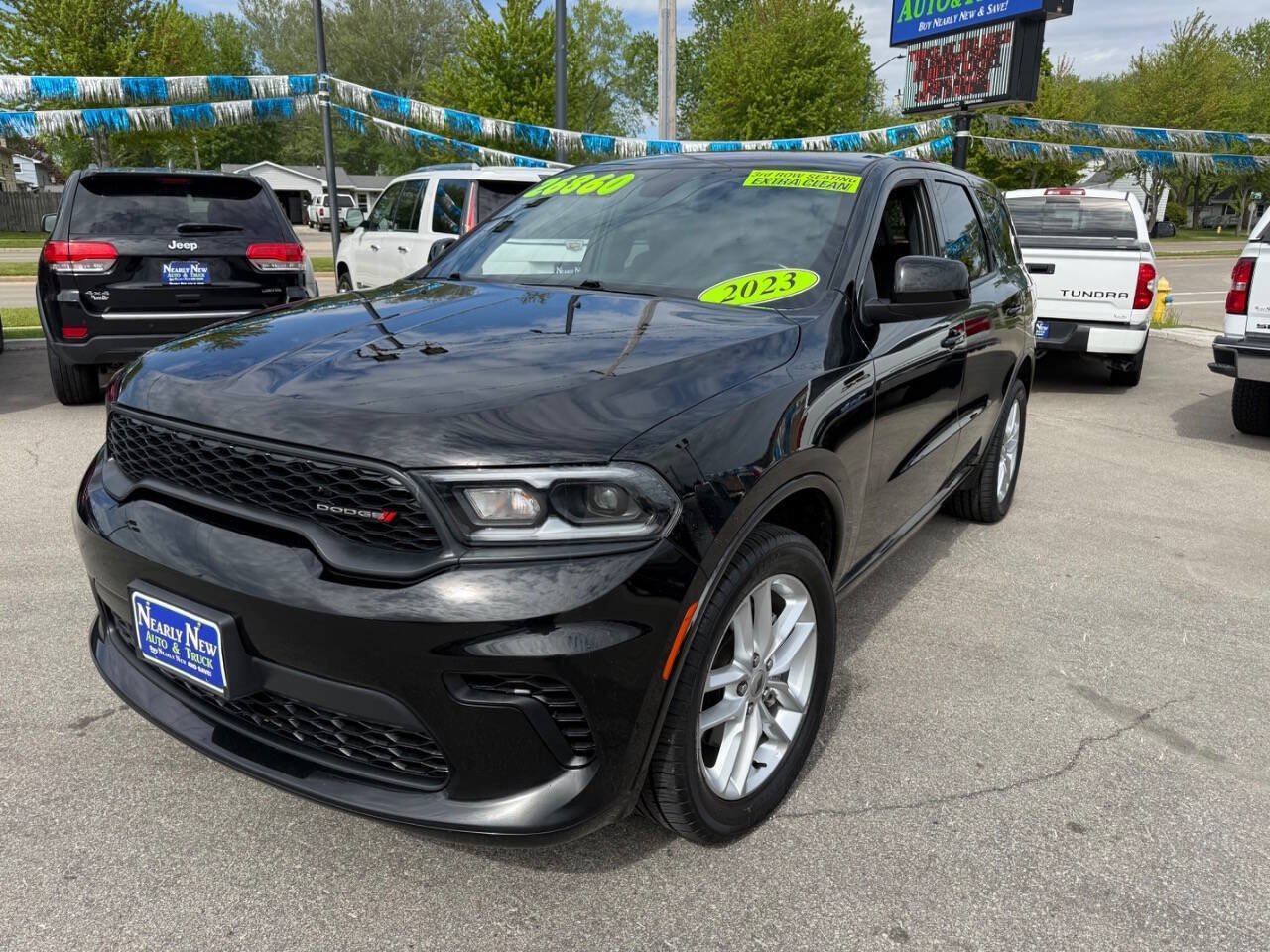 Used 2023 Dodge Durango GT AWD/4WD image 2