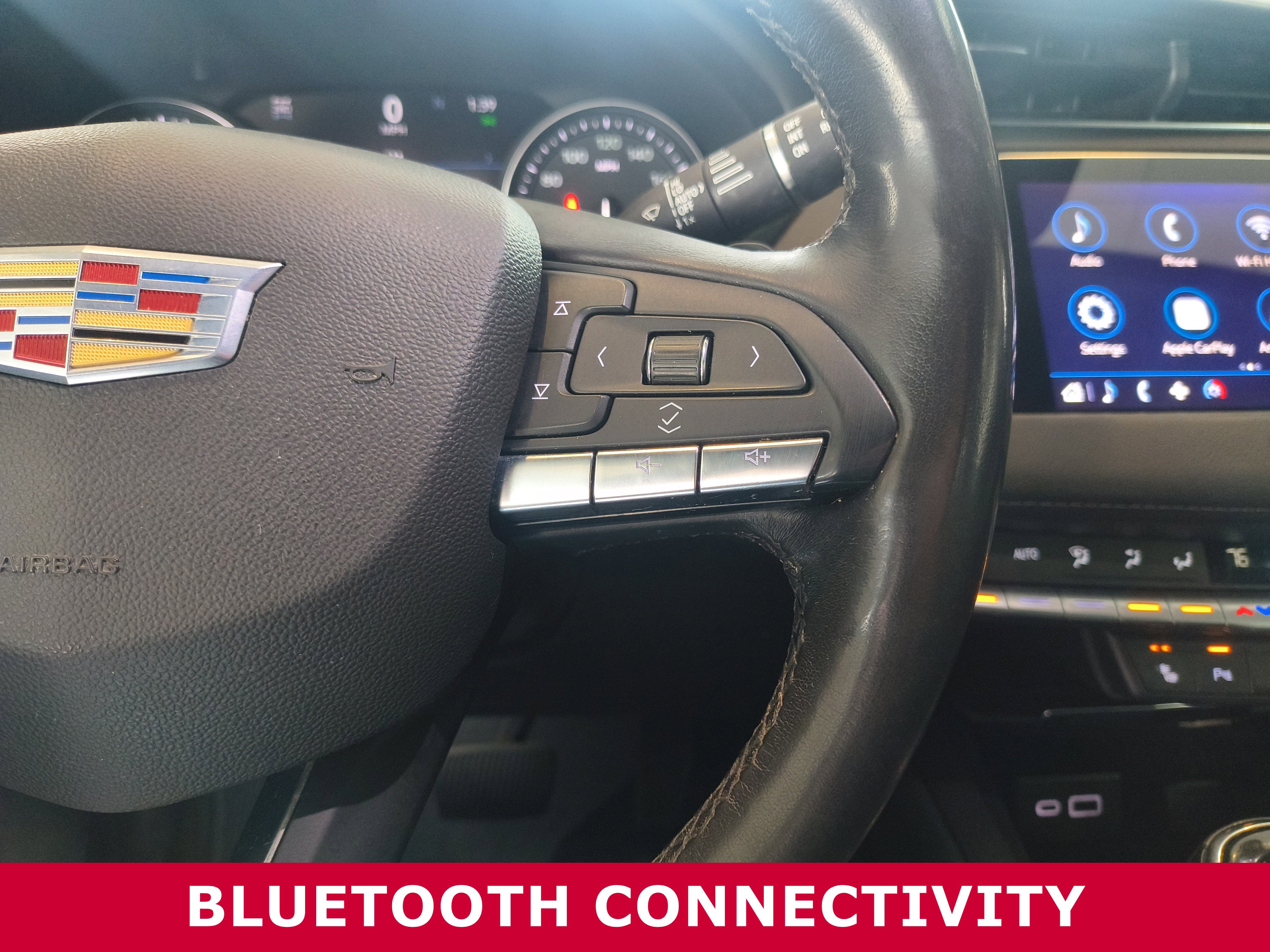 Used 2020 Cadillac XT4 Premium Luxury w/ Technology Package image 12