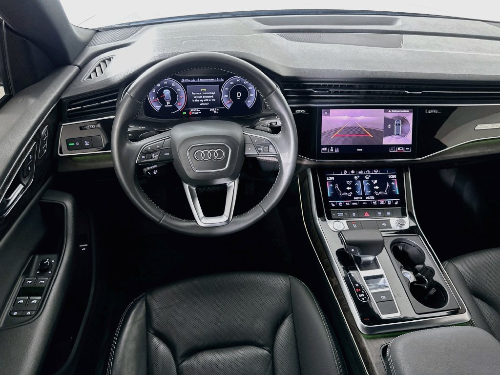 Used 2019 Audi Q8 Premium Plus w/ Premium Plus AWD/4WD image 23