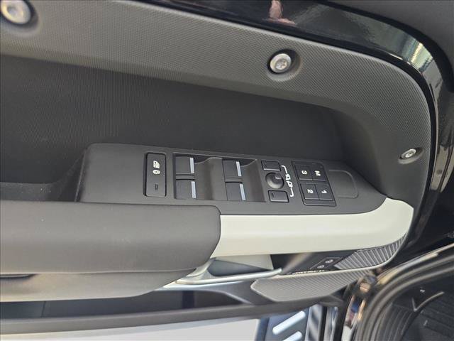 New 2024 Land Rover Defender 110 S AWD/4WD image 27