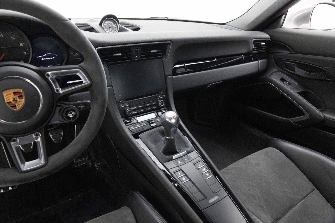 Used 2018 Porsche 911 Carrera T RWD image 22