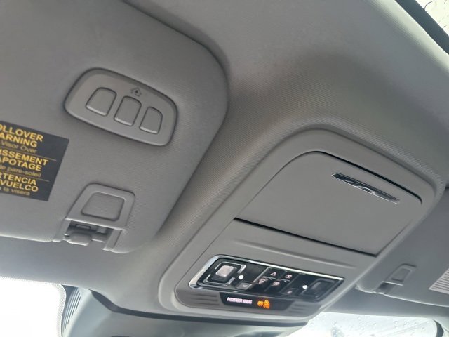 Used 2021 Lincoln Corsair AWD w/ Premium Package image 41