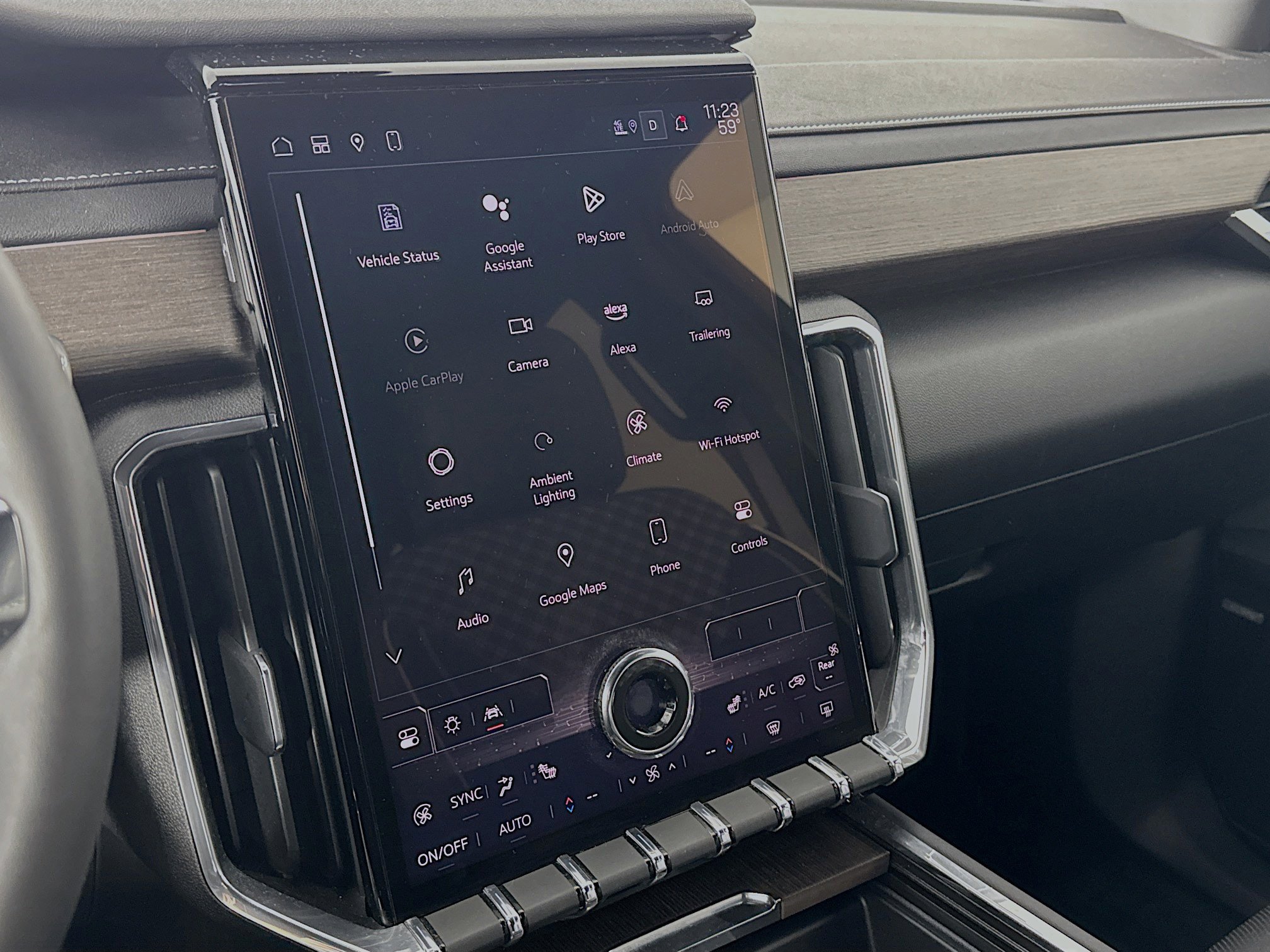 Used 2024 GMC Acadia Denali image 15