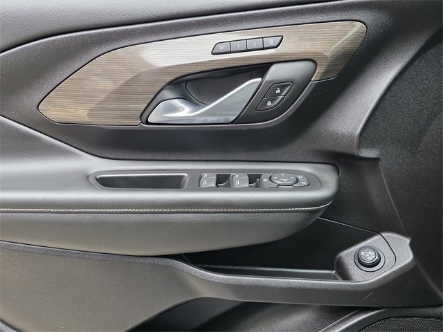 Used 2024 GMC Terrain Denali w/ Denali Premium Package image 19