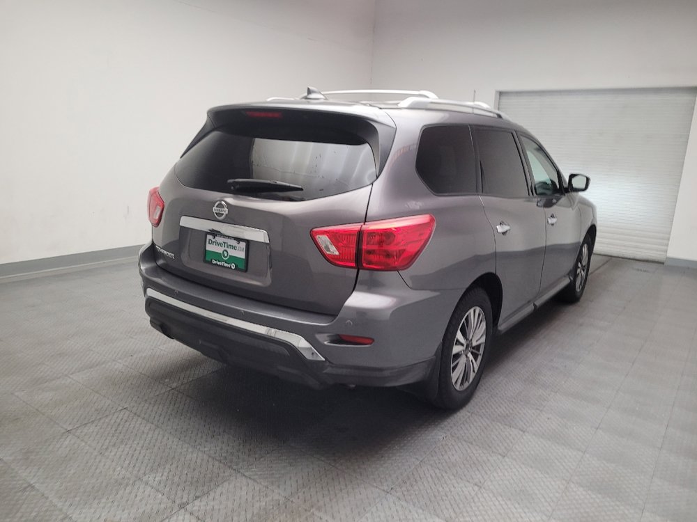 Used 2019 Nissan Pathfinder S FWD image 9