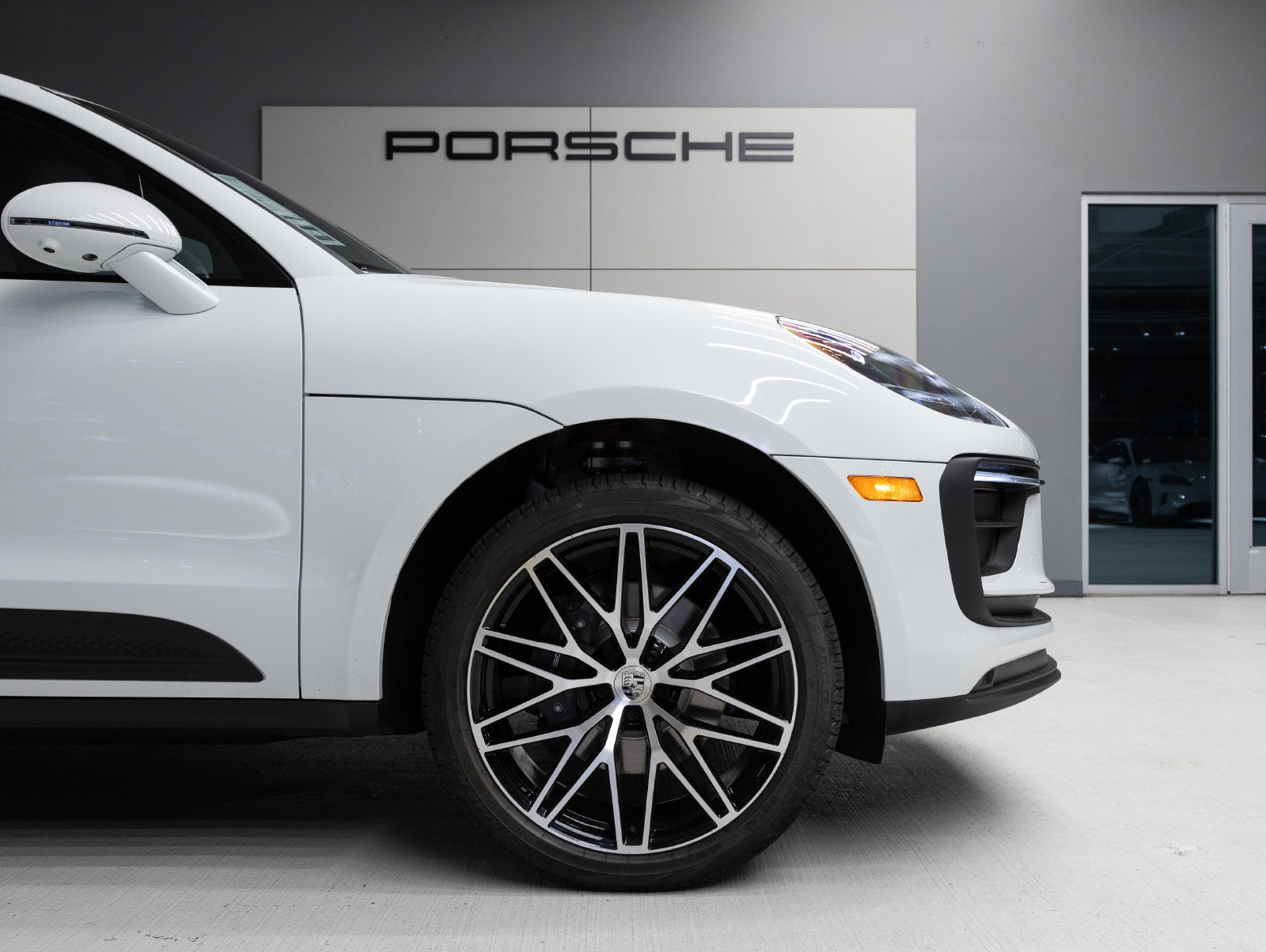 New 2026 Porsche Macan AWD/4WD image 11