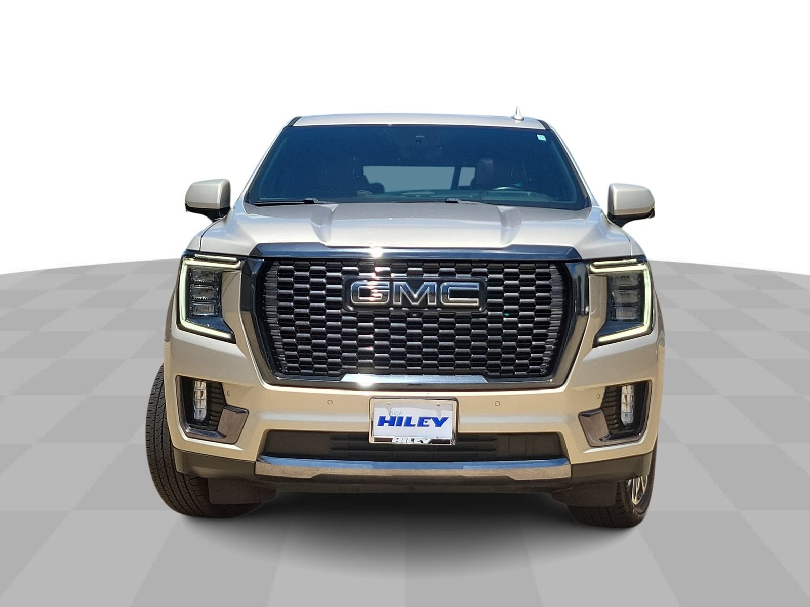 Used 2024 GMC Yukon Denali Ultimate AWD/4WD image 3