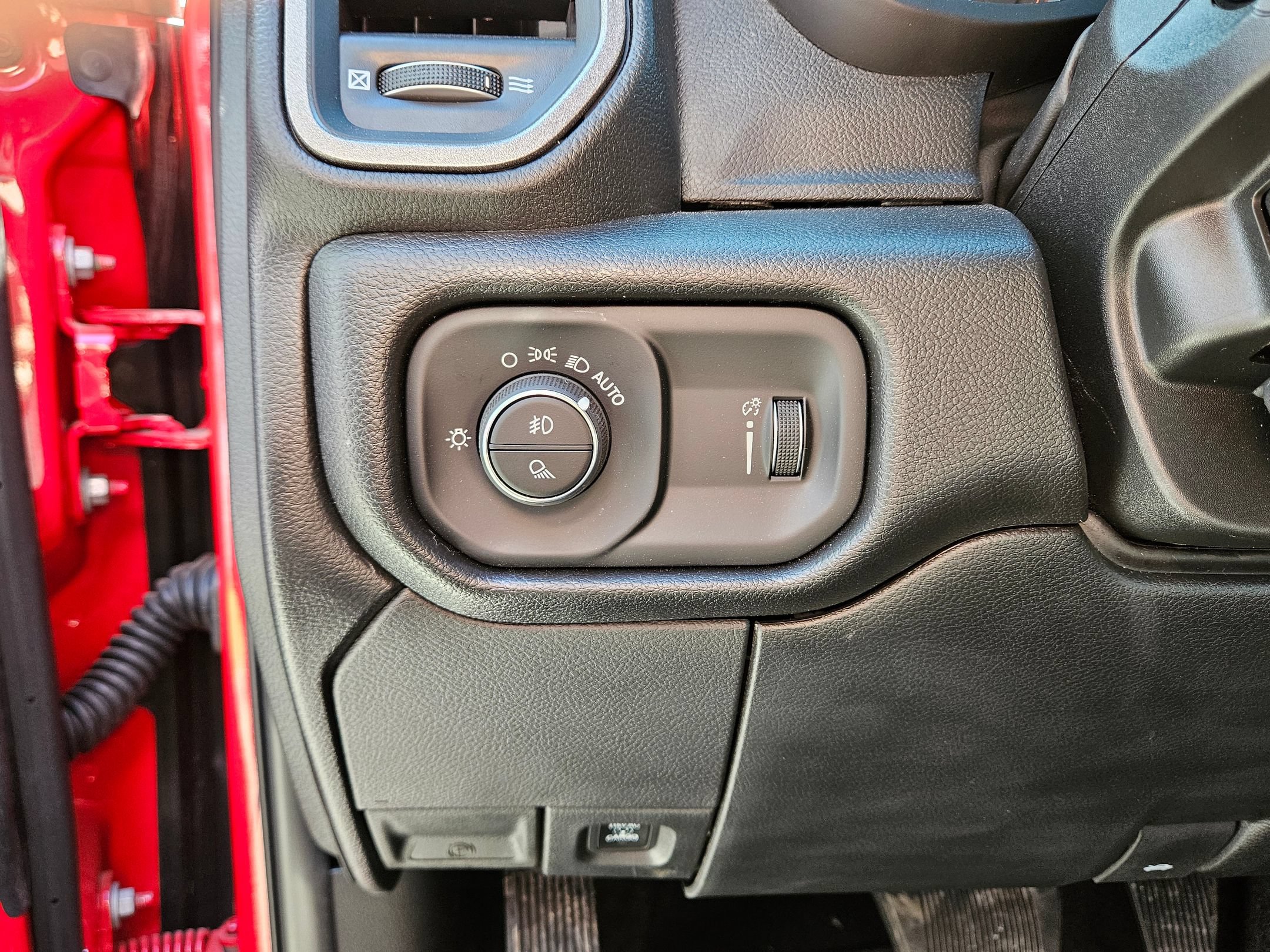 New 2026 RAM 2500 Tradesman AWD/4WD image 17