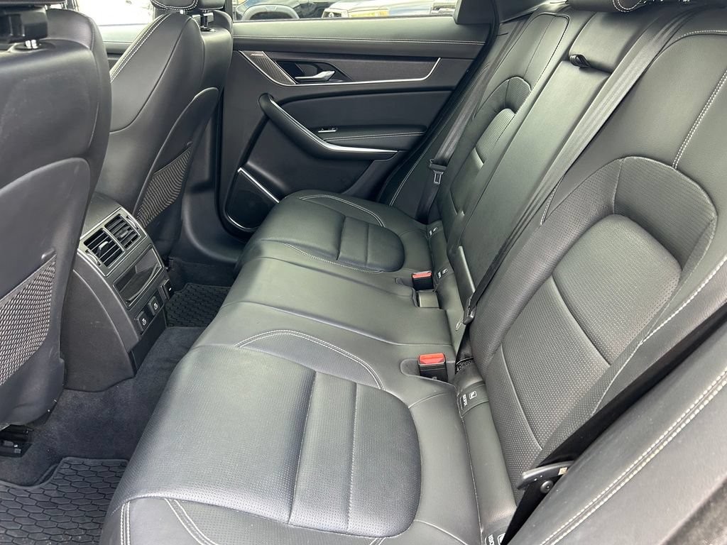 Used 2024 Jaguar F-PACE R-Dynamic S AWD/4WD image 14