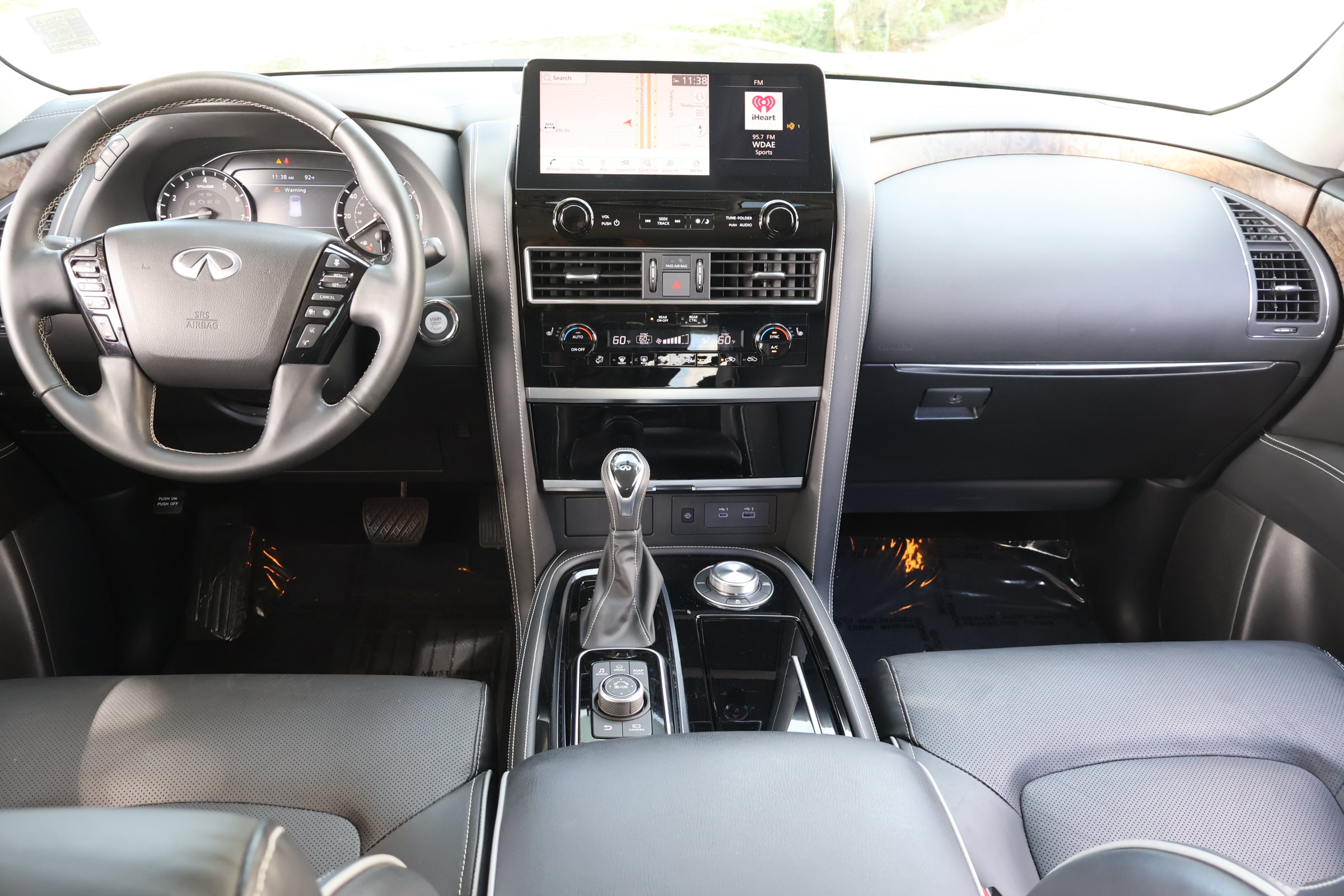 Used 2023 INFINITI QX80 Premium Select w/ Cargo Package AWD/4WD image 19