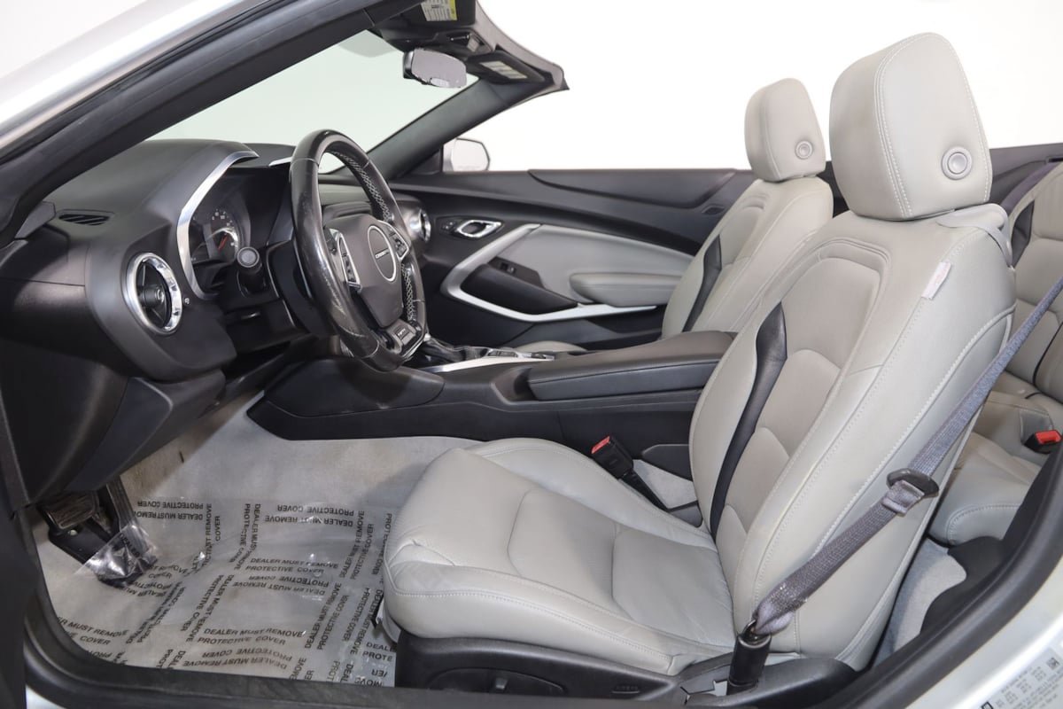 Used 2017 Chevrolet Camaro LT w/ RS Package RWD image 9