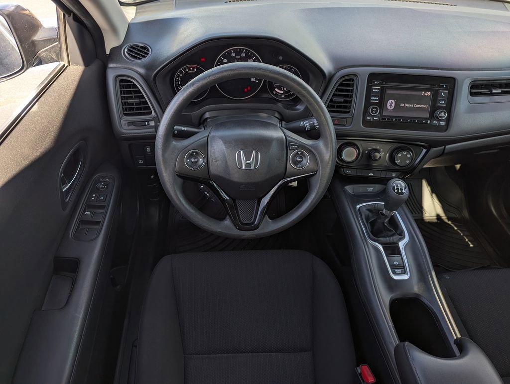 Used 2016 Honda HR-V LX image 25