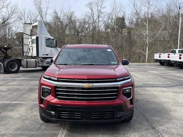 New 2026 Chevrolet Traverse High Country w/ LPO, Floor Liner Package AWD/4WD image 8